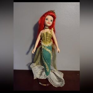 Disney Princess THE LITTLE MERMAID Special Edition Porcelain Keepsake Doll 2005